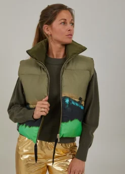 Kvinde Coster Copenhagen Jakker Og Frakker^Kort Vest I Magic Forest Print